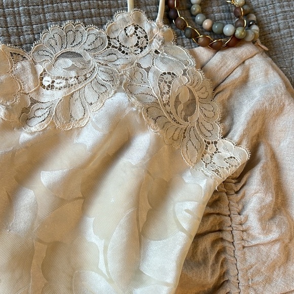 VINTAGE 70s Ladies Union Made in USA Lady Lynne Lingerie Camisole Ivory Lace | S - Picture 12 of 13